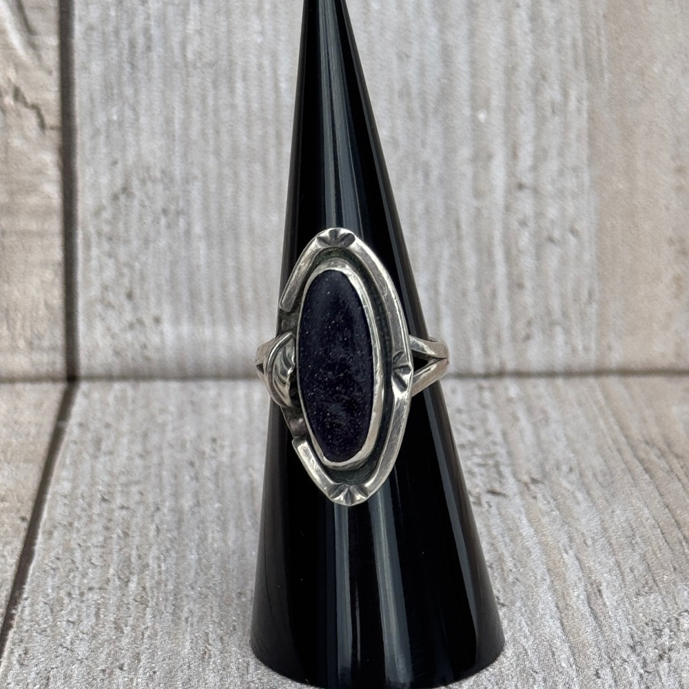 Vintage Sterling Silver and Black Women's Ring